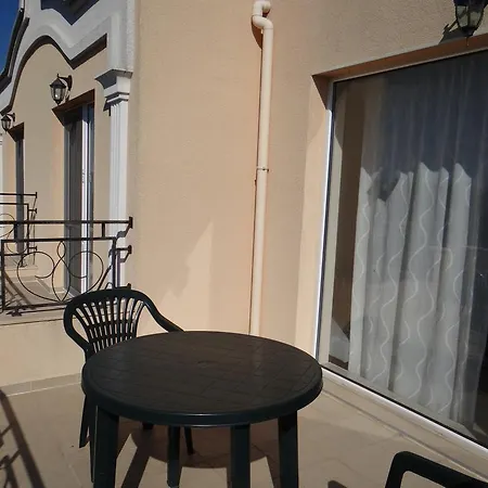 아파트 Pomorie Residence Apartments *