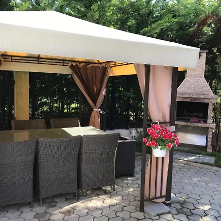 아파트 Pomorie Residence Apartments *